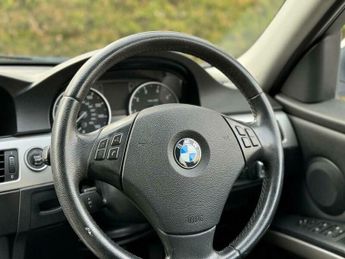 BMW 3 SERIES 2.0 318i SE Business Edition Steptronic Euro 5 4dr