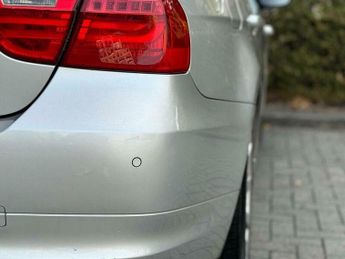 BMW 3 SERIES 2.0 318i SE Business Edition Steptronic Euro 5 4dr