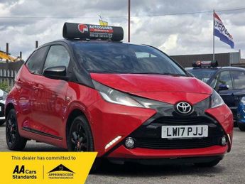 Toyota AYGO 1.0 VVT-i x-cite 4 Red Bi-Tone x-shift Euro 6 5dr
