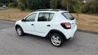 Dacia Sandero STEPWAY LAUREATE DCI