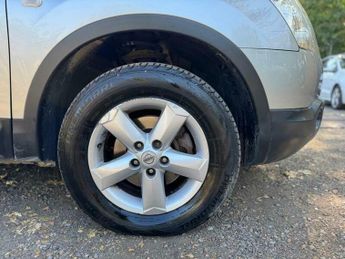 Nissan Qashqai 2.0 Acenta CVT 5dr