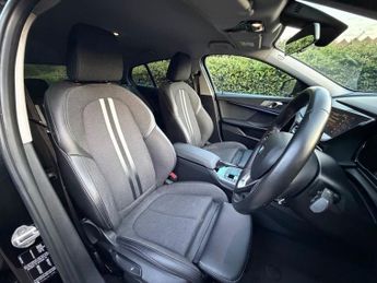 BMW 1 SERIES 118i SPORT