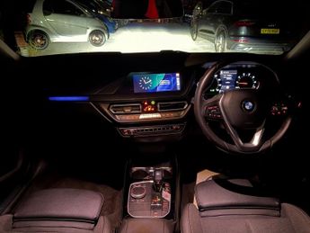 BMW 1 SERIES 118i SPORT