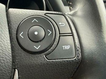 Toyota Auris 1.8 VVT-h Business Edition CVT Euro 6 (s/s) 5dr