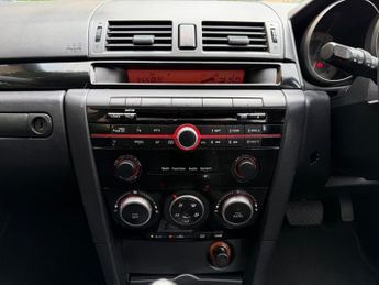 Mazda 3 TAKARA