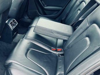Audi A4 Avant 2.0 TDI SE Technik Multitronic Euro 5 (s/s) 5dr