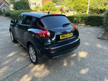 Nissan Juke 1.6 Acenta Premium Euro 5 (s/s) 5dr