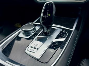 BMW 7 SERIES 740d XDRIVE M SPORT