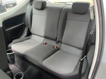 Volkswagen Up 1.0 Move Up! ASG 3DR