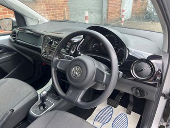 Volkswagen Up 1.0 Move Up! ASG 3DR