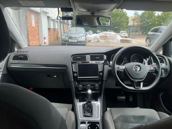 Volkswagen Golf 1.4 TSi BlueMotion Tech Match DSG 5dr