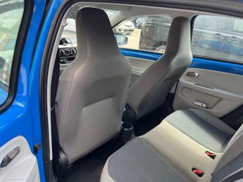 Volkswagen Up 1.0 Move Up! ASG 5DR
