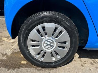 Volkswagen Up 1.0 Move Up! ASG 5DR