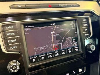 Volkswagen Passat 2.0 TDI BlueMotion Tech GT DSG Euro 6 (s/s)