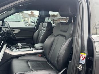 Audi Q7 3.0 TFSI V6 55 S line SUV 5dr Petrol Tiptronic quattro Euro 6 (s