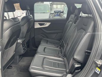 Audi Q7 3.0 TFSI V6 55 S line SUV 5dr Petrol Tiptronic quattro Euro 6 (s