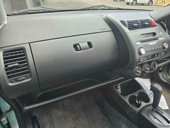 Honda Jazz 1.4 i-DSI SE Sport CVT-7 5dr