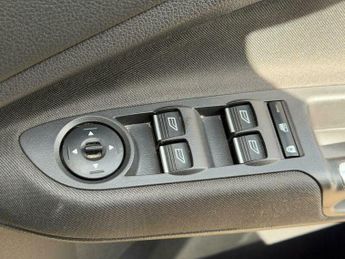 Ford C-Max 2.0 TDCi Titanium MPV 5dr Diesel Powershift Euro 6 (s/s) (Nav) (