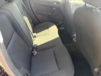 Peugeot 208 ALLURE