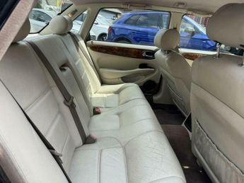 Jaguar XJ 4.0 V8 4dr