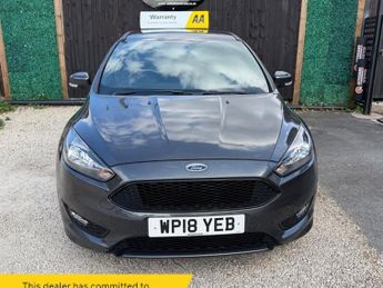 Ford Focus 1.0T EcoBoost ST-Line Euro 6 (s/s) 5dr
