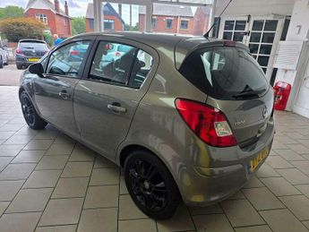 Vauxhall Corsa 1.4 16V SE Euro 5 5dr