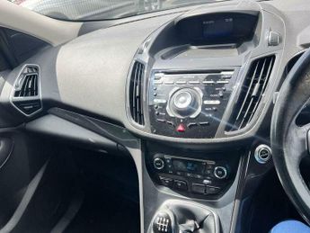Ford Kuga 2.0 TDCi Titanium AWD Euro 5 5dr