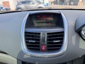 Peugeot 207 1.6 VTi SE Premium 5dr