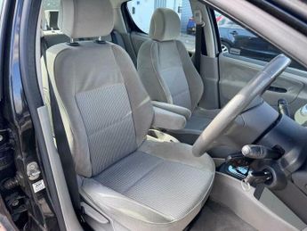 Peugeot 207 1.6 VTi SE Premium 5dr