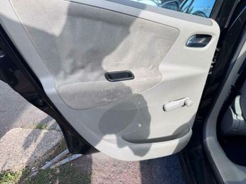 Peugeot 207 1.6 VTi SE Premium 5dr