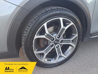 Kia Ceed XCEED FIRST EDITION
