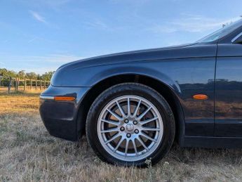 Jaguar S-Type 2.7D V6 SE 4dr