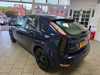 Ford Focus 1.6 Sport 5dr