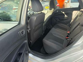 Ford Fiesta 1.0T EcoBoost Titanium Euro 6 (s/s) 5dr