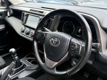 Toyota RAV4 2.0 D-4D Active Euro 6 5dr 143BHP