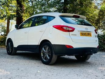 Hyundai IX35 2.0 CRDi SE SUV 5dr Diesel Auto 4WD Euro 5 (134 bhp)