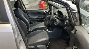 Vauxhall Corsa 1.4i 16v Design Hatchback 5dr Petrol Automatic (a/c) (158 g/km, 
