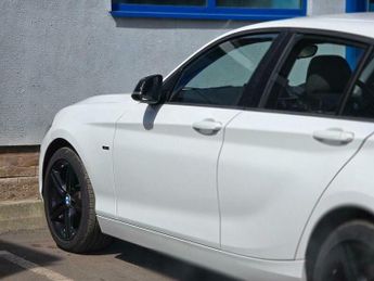 BMW 1 SERIES 2.0 116d Sport Auto Euro 5 (s/s) 5dr