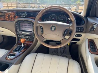 Jaguar S-Type V6 SE !! NEW MOT - FULL SERVICE HISTORY -EXCELLENT CONDITION INS