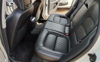 Volvo V70 1.6 T4 SE Estate 5dr Petrol Powershift Euro 5 (180 ps)