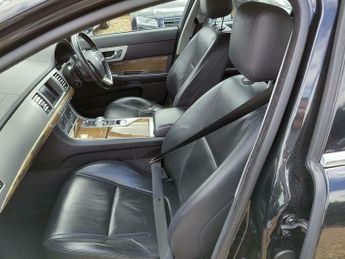 Jaguar XF 2.2d Premium Luxury Auto Euro 5 (s/s) 4dr