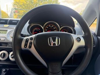 Honda Jazz 1.4 i-DSI SE Hatchback 5dr Petrol CVT-7 (139 g/km, 82 bhp)