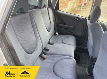 Honda Jazz 1.4 i-DSI SE Hatchback 5dr Petrol CVT-7 (139 g/km, 82 bhp)