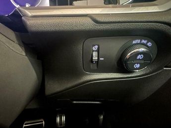 Vauxhall Grandland 1.5 Turbo D Ultimate Auto Euro 6 (s/s) 5dr