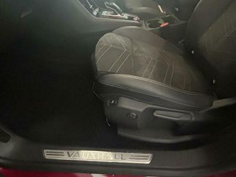 Vauxhall Grandland 1.5 Turbo D Ultimate Auto Euro 6 (s/s) 5dr