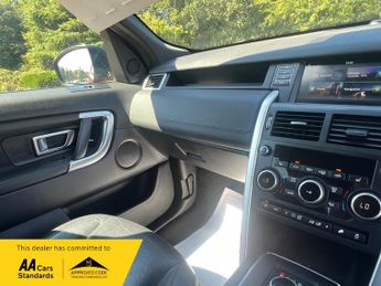 Land Rover Discovery Sport TD4 HSE BLACK