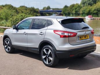 Nissan Qashqai 1.2 DIG-T N-Connecta SUV 5dr Petrol Manual 2WD Euro 6 (s/s) (115