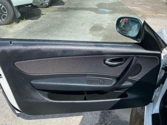 BMW 1 SERIES 2.0 116i Sport Euro 5 (s/s) 3dr