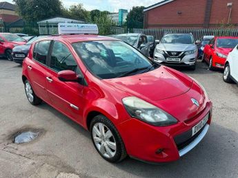 Renault Clio 1.2 TCe Privilege TomTom Euro 5 5dr