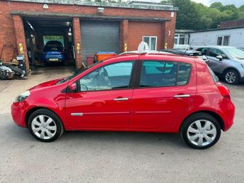 Renault Clio 1.2 TCe Privilege TomTom Euro 5 5dr